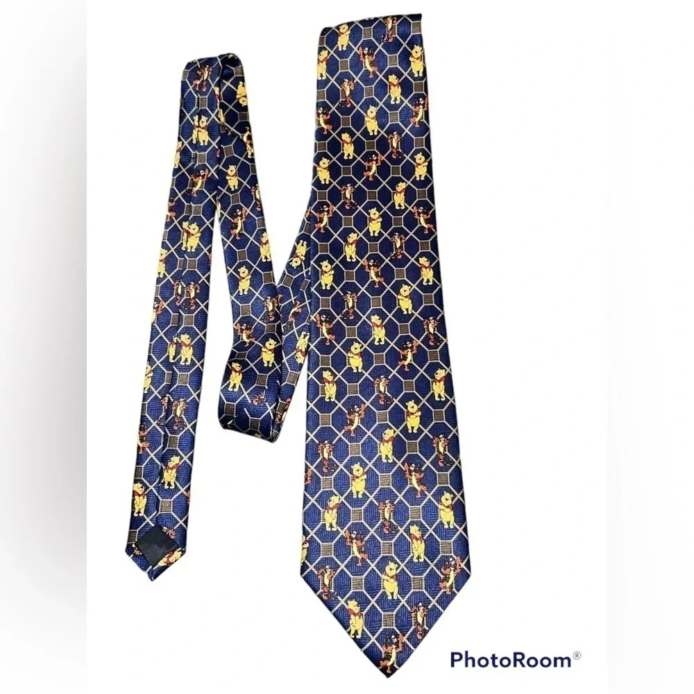 Disney's Winnie‎ The Pooh & Tigger Neck Tie